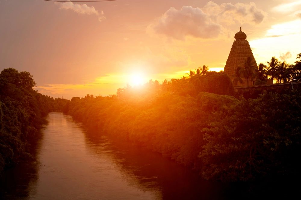 5 Famous Granite Monuments Around the World