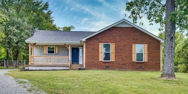 Roof repairs, roofing, siding, gutters, window replacement