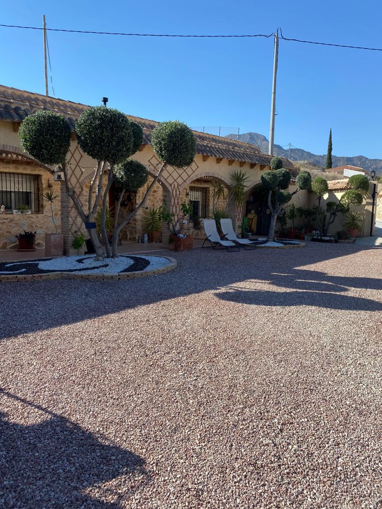 Beautiful two bedroom cave house set in the the tranquil mountains of Penas Las Casicas