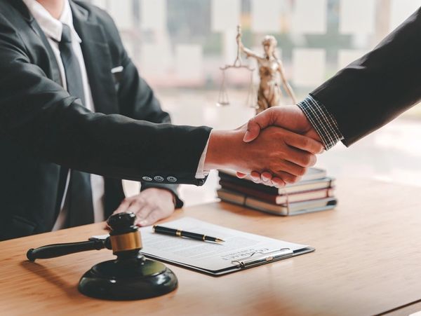 Portrait of a lawyer in a lawyer's office Providing advice and advising on litigation consulting 

