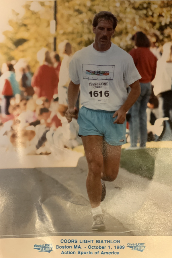 That's Robert Schulte, MD Runningin in the October 1, 1989 Coors Light Biathlon, Boston Massachusett