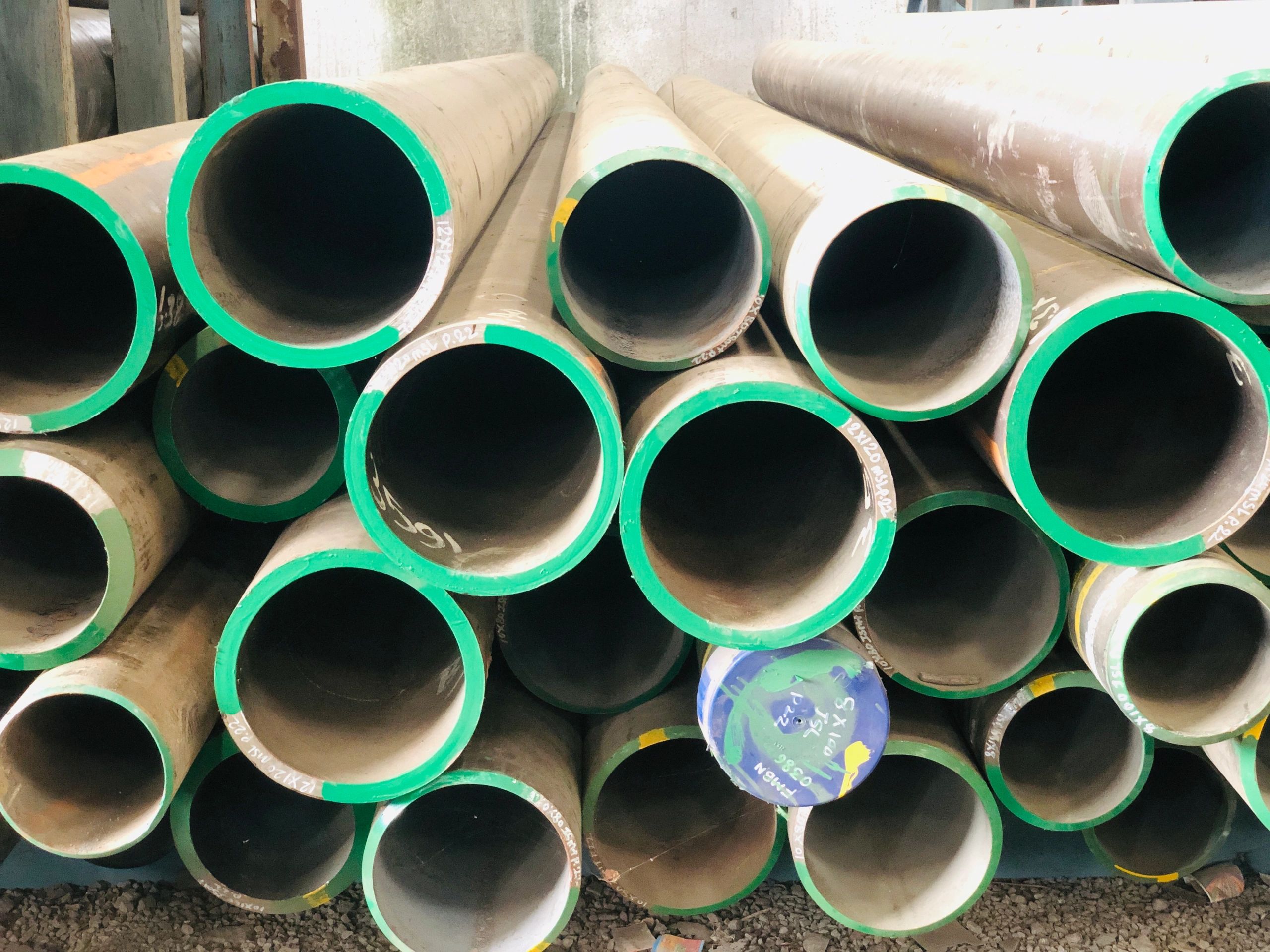 Alloy Steel P22 Pipes Supplier & Stockholder Mumbai India