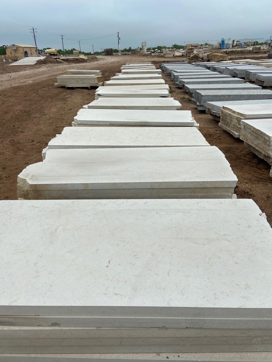 GORDON LIMESTONE - SLABS (Circular Saw)