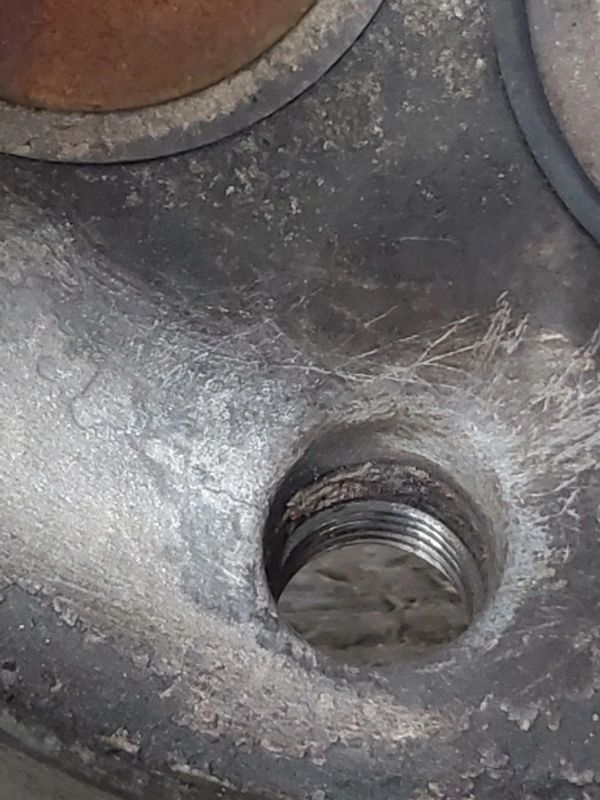 Crack inside Lycoming cylinder, no visible from exterior