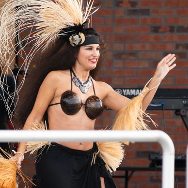 Polynesian dancer, Tahitian dancer, Hula Dancer