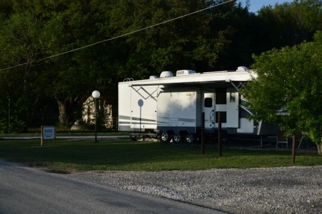 Twin Palms RV Park photo 3