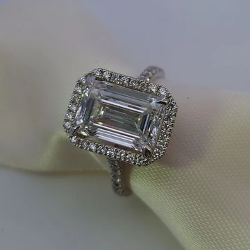 18K White Gold Emerald Cut Diamond Engagement Ring with Halo