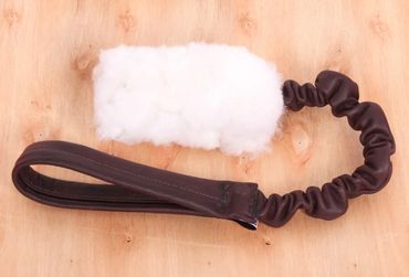 leather bungee with sheep skin tug