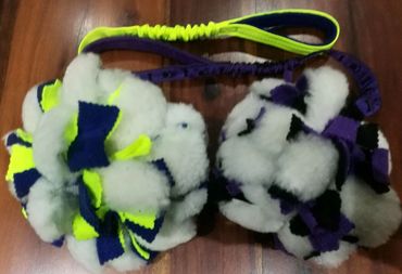 short handle bungee pom poms