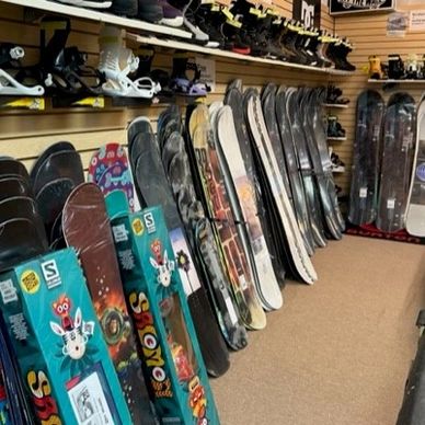 Snowboard gear