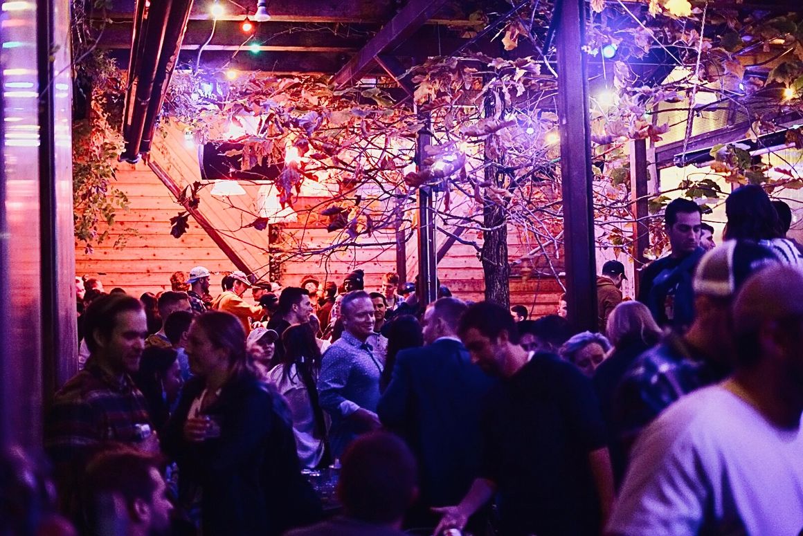 Bar photo 1