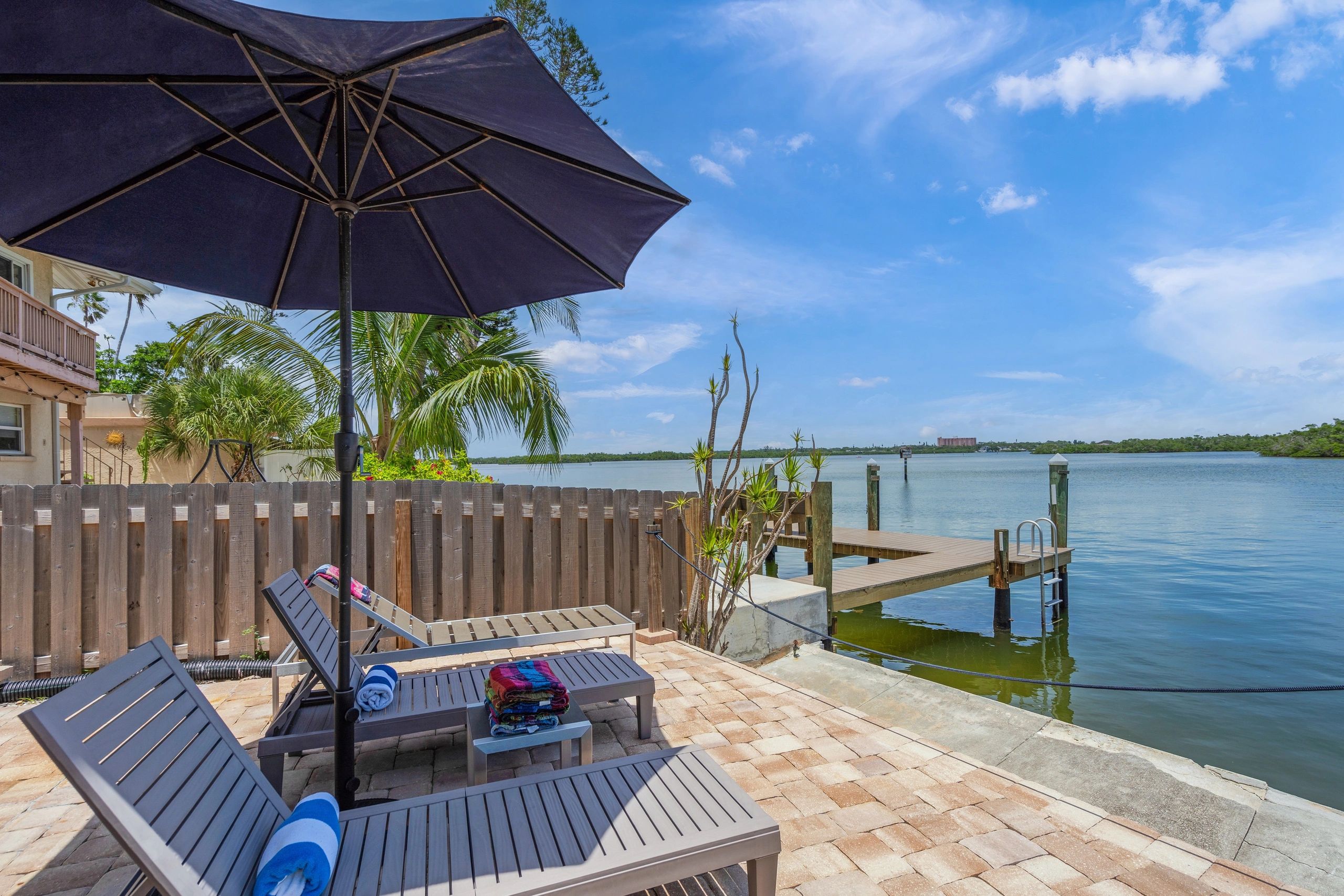 Coastal Breeze Siesta — gallery preview 3