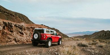 Las Vegas Guided Off-Road Adventure Tour to Boathouse Cove Road Lake Mead National Recreational Area
