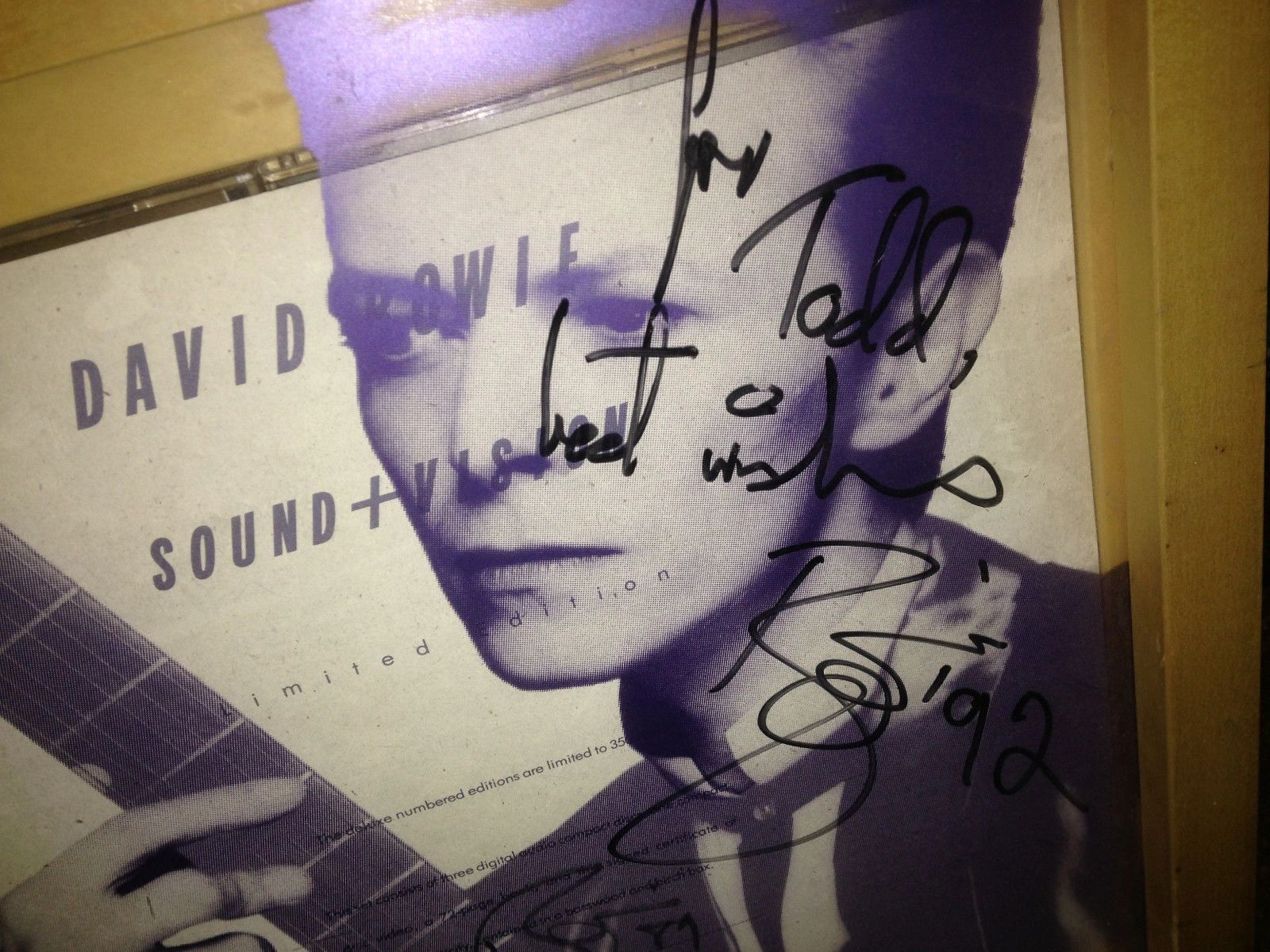 The double looped "O".