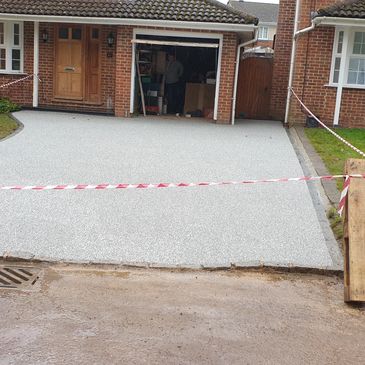 resin driveway
resin bound driveway
resin driveway sussex
resin driveway surrey