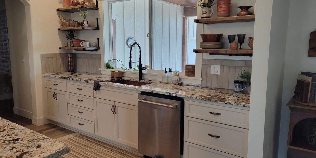 Another custom Shaker Kitchen For local builder.