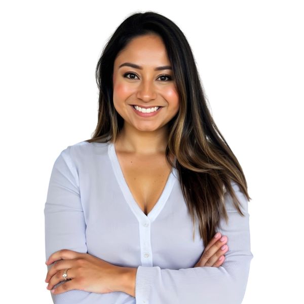 Liliana Damron, wellness provider offering personalized care for weight loss and hormones.