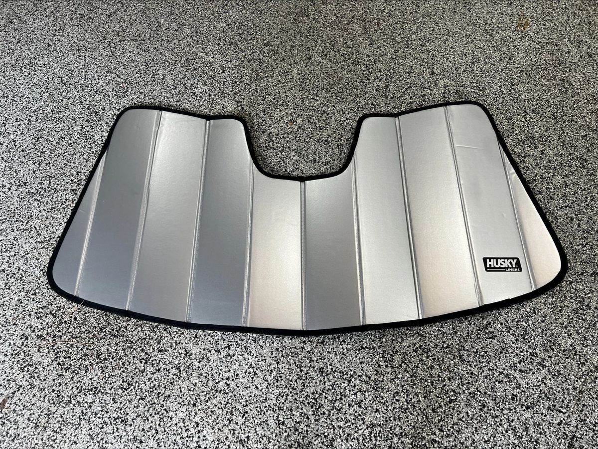 USED Husky Liners Sunshade (2019+ Ram 1500 DT)