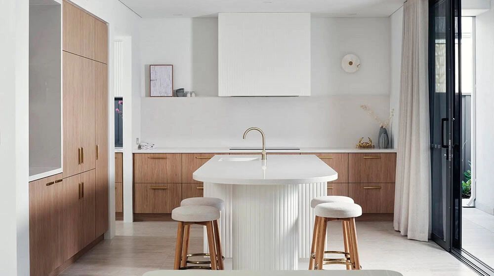 The Laurentian — Bath and finish study