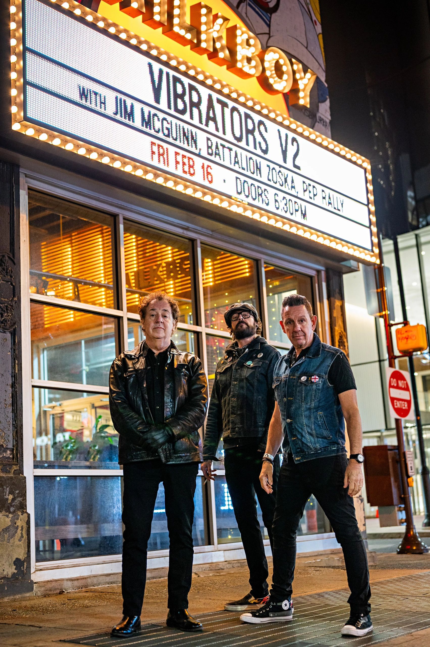 the-vibrators-v2-english-punk-rock-band