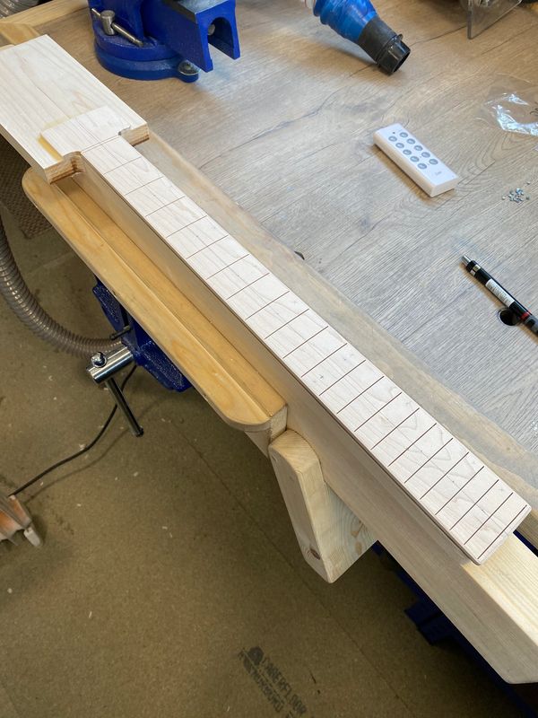 Guitar frets and Inlay 