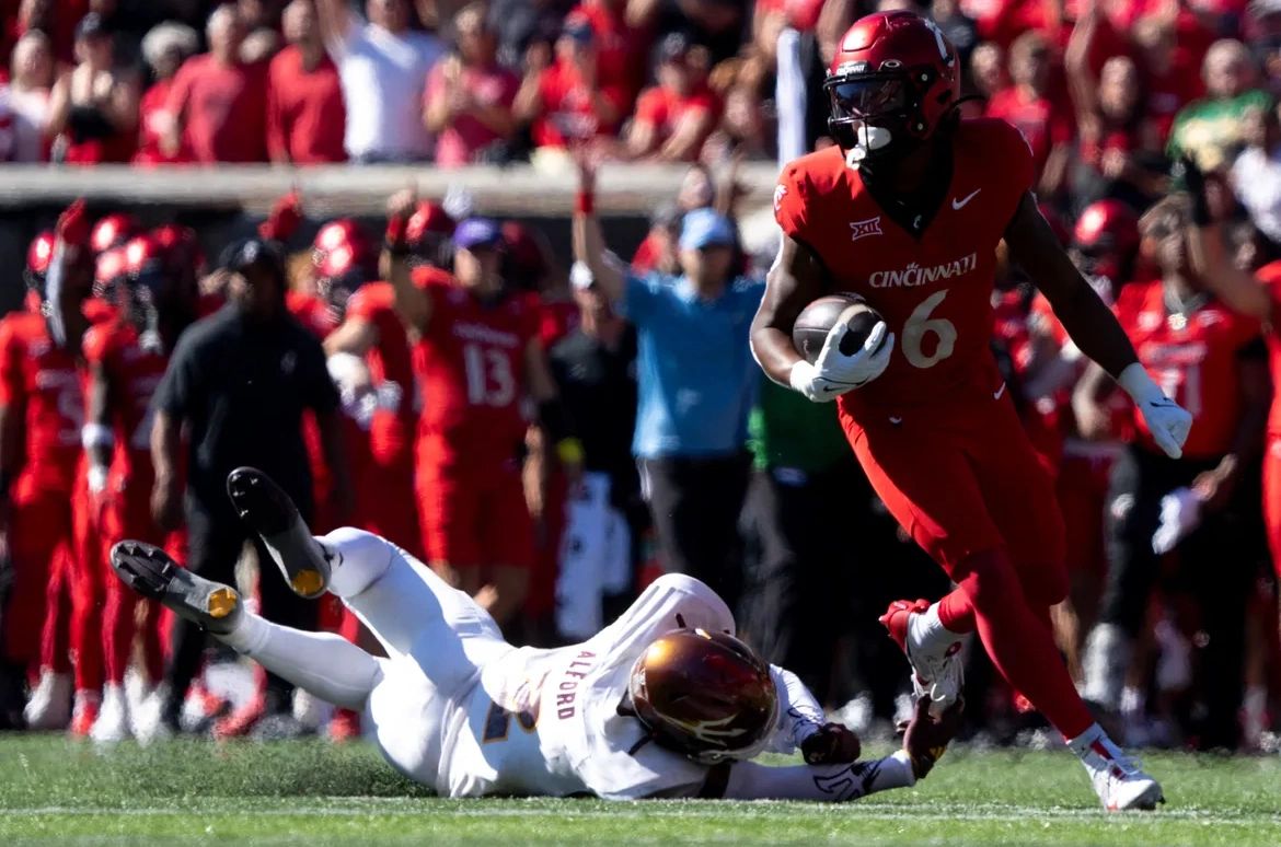 Cincy Bearcats Maul Arizona State Sun Devils on