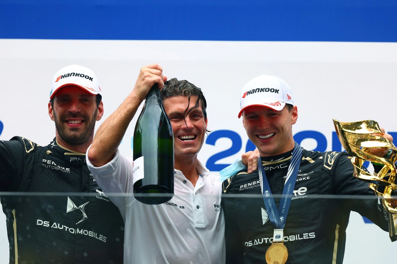 Maximilian Guenther and Jean-Éric Vergne celebrate DS PENSKE's first 1-2 finish at the 2025 Formula E Shanghai E-Prix podium.