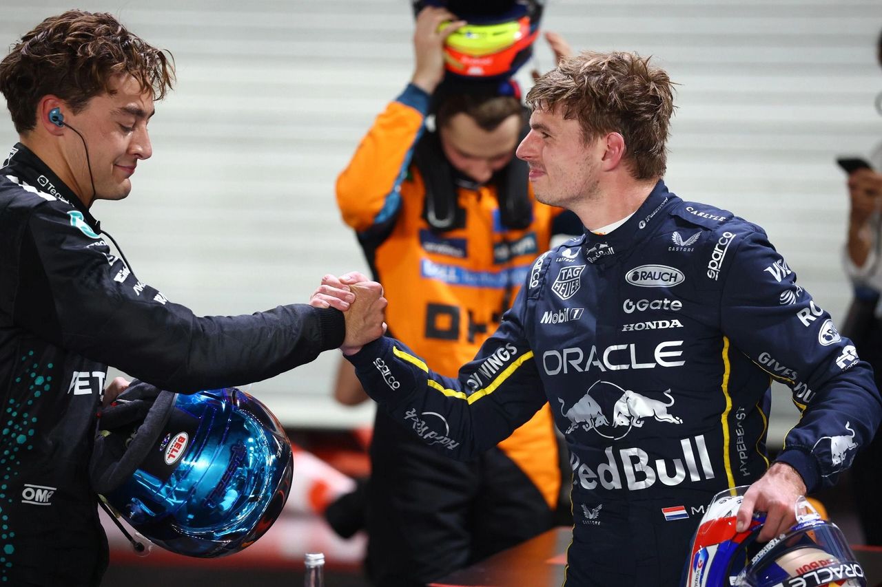 George Russell and Max Verstappen after qualifying for the 2025 Singapore Grand Prix at Marina Bay Street Circuit, Formula 1 Singapore GP qualifying results. George Russell and Max Verstappen after qualifying for the 2025 Singapore Grand Prix at Marina Bay Street Circuit, Formula 1 Singapore GP qualifying results.