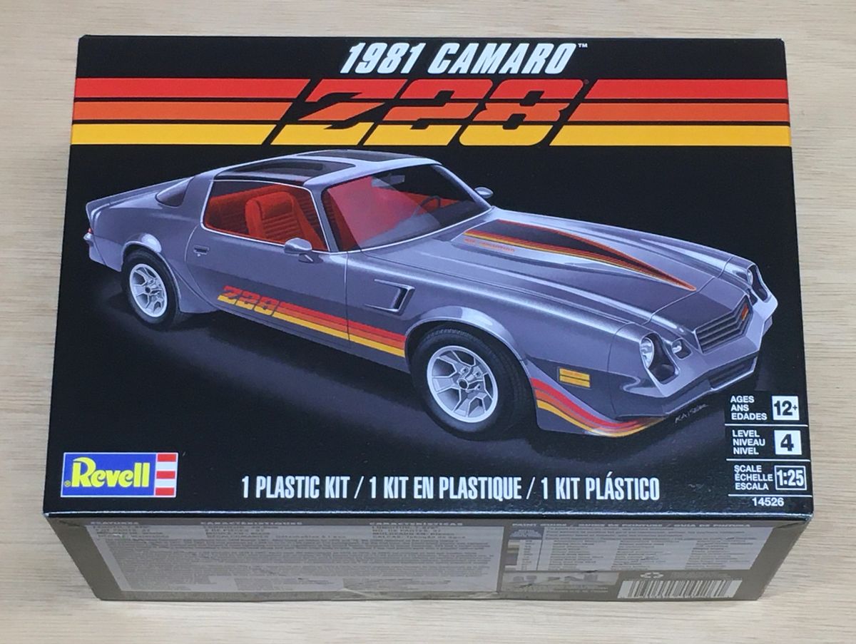 REVELL 1981 CHEVY CAMARO Z28