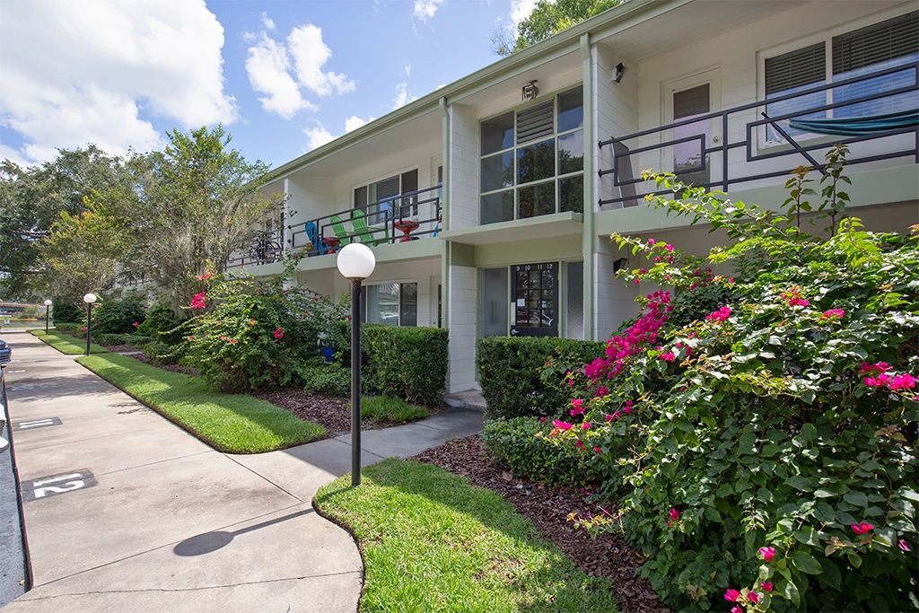 Park Plaza Apartments