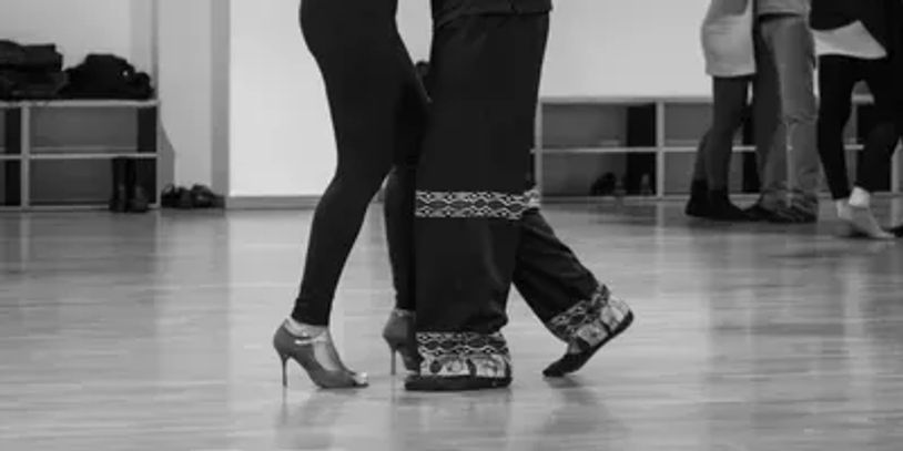 Paulo Peckas Kizomba Kurs  Unterricht Berlin Charlottenburg 