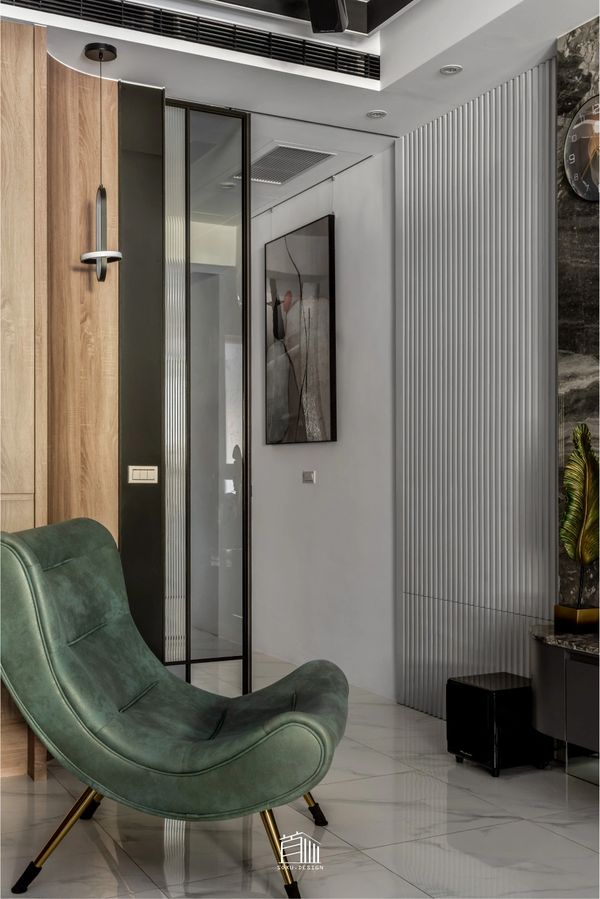 首緒設計,台中室內設計,透天設計,台中室內裝修,台中舊屋翻修,老屋翻新,西屯室內設計,現代風設計,客廳設計,天花板設計,雙眼皮吊頂,鋁框門設計,電視牆設計