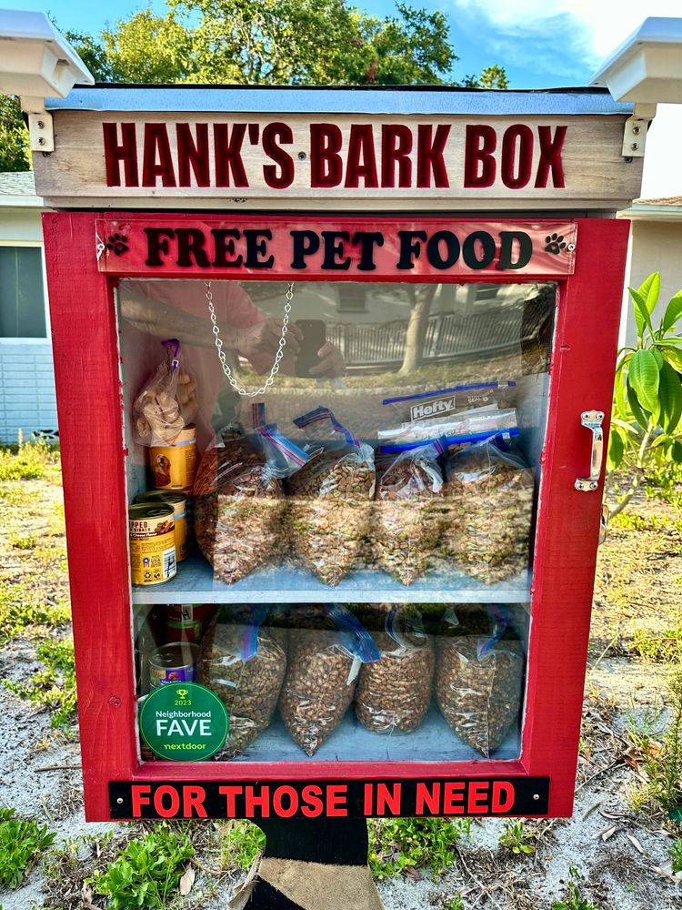 Outside View of Hank's Bark Box