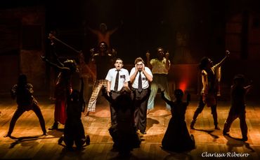 The Book of Mormon  Teatro Odyllo Costa  UERJ  Núcleo de Teatro Musicado UNIRIO. Rubens Lima Jr. 