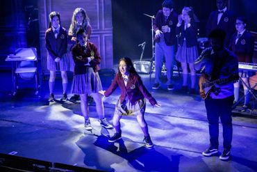 Escola de Rock Teatro Clara Nunes.  Rafaela Amado, Alexandre Queiroz, Clara da Costa. School of Rock