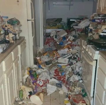 Hoarder cleanout near me.