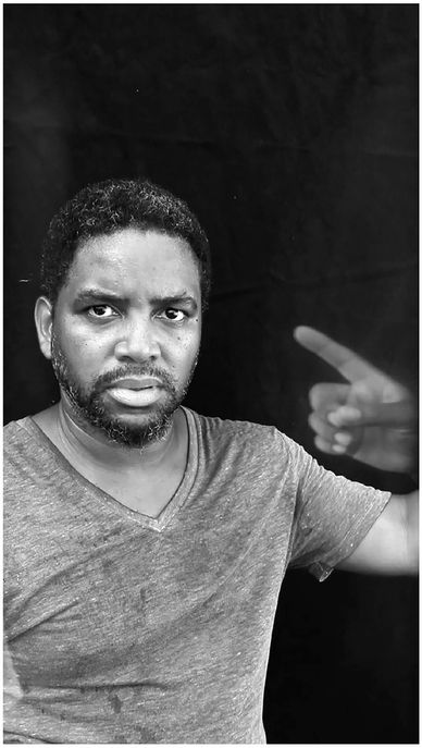 A camera with mirrors on its interior walls reflects back in any content that's outside its frame.