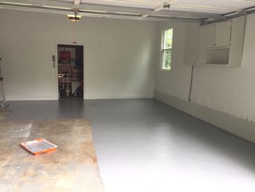 Epoxy garage floor finish, a painting service in Wilmington offered by Comprehensive painting