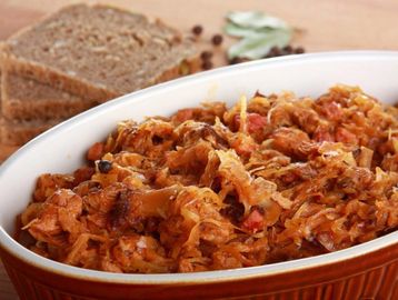 ragout de chasseur, hunter stew, bigos, traiteur, catering, polish cuisine polonaise