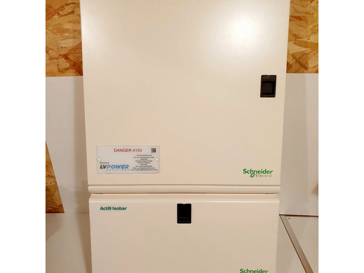 Schneider Electric, ACTI9 ISOBAR, 8 way, 250A 3 phase, distribution