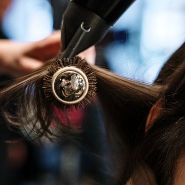 Styling, Blow dry Bar