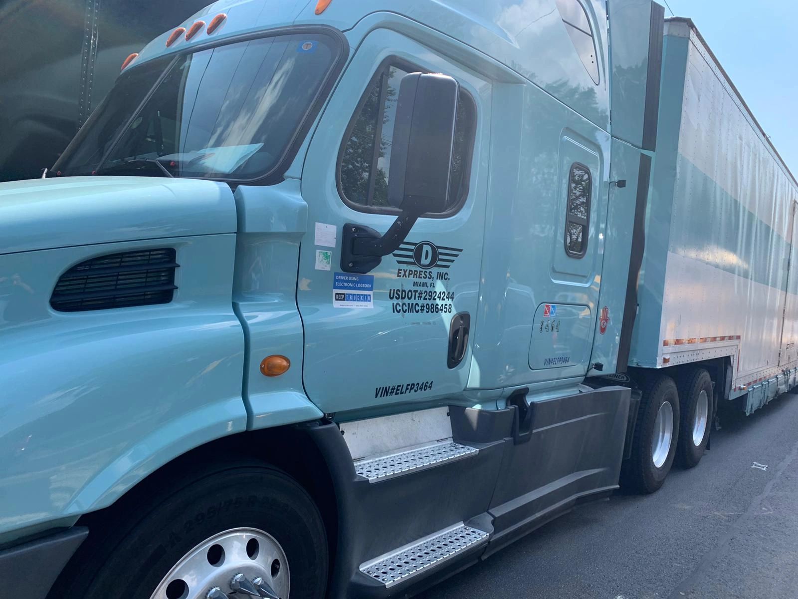 D Express Moving & Storage