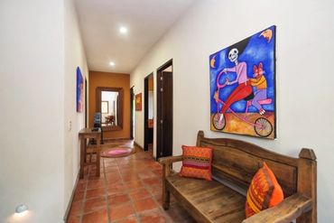 Landing / hallway on the 2nd floor.