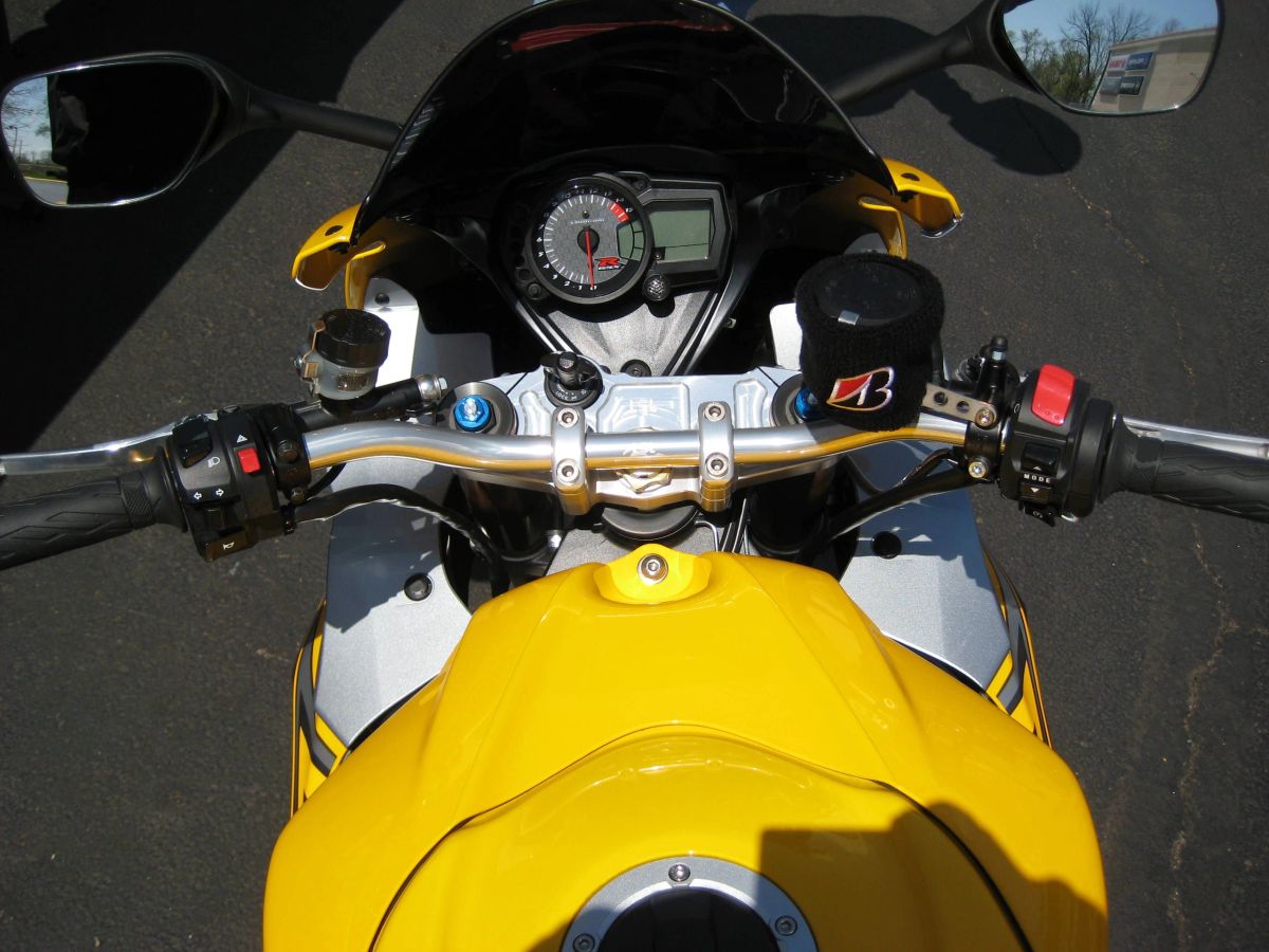 ABM Handlebar Riser Kit: (Suzuki GSXR 1000 2007-2008)