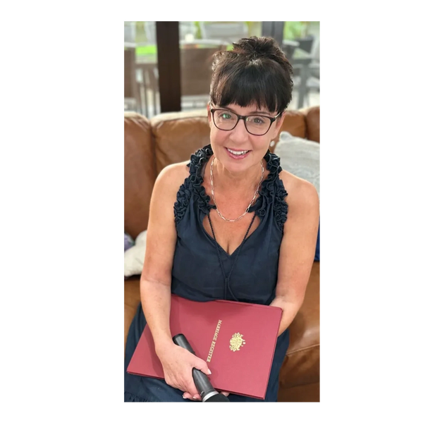 brisbane marriage celebrant relaxed warm