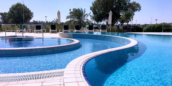 Abu Dhabi City Golf Club, Swimming Pool.