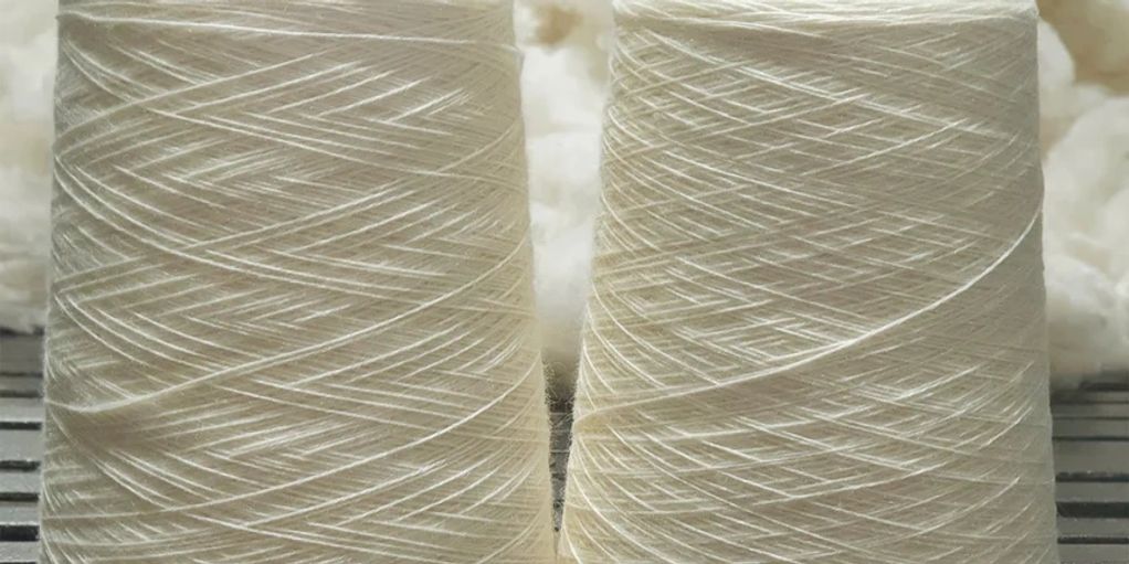 2 ply lace yarn in 400 gm cones. Also available in 100gm skeins