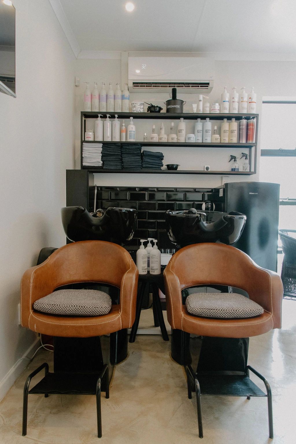 Blowdry Bar