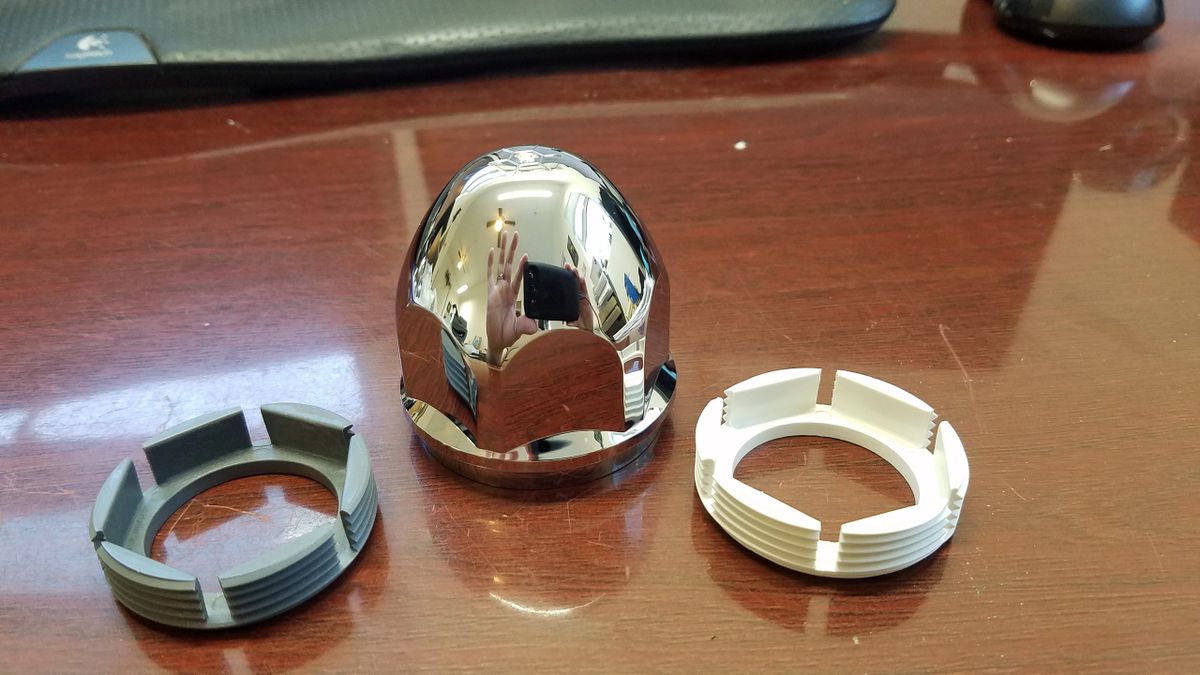 CHROME PLASTIC LUG NUT COVER