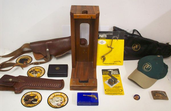 Thompson / Center Arms Collectible Products